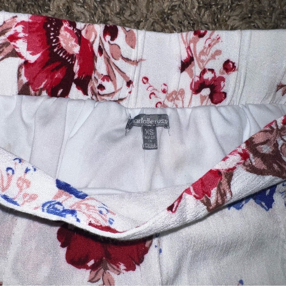 Floral Two Piece - Picture 8 of 8
